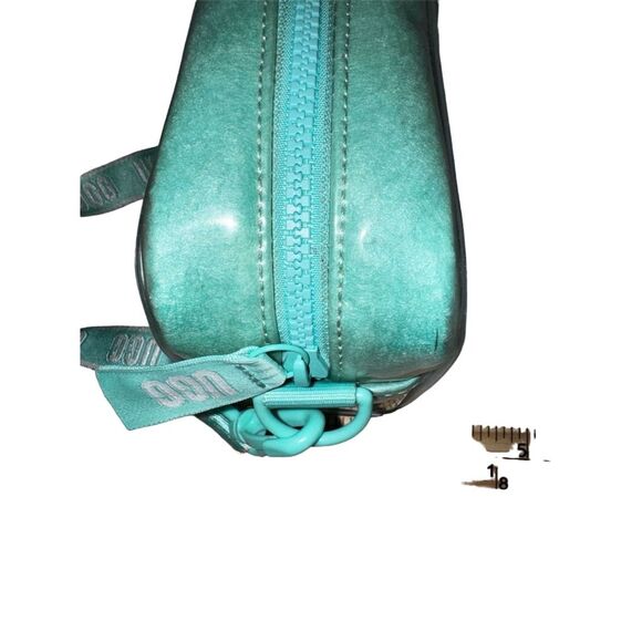 UGG Janey II Women's Crossbody Bag Pastel Turquoise Casual Fashion - Picture 5 of 11